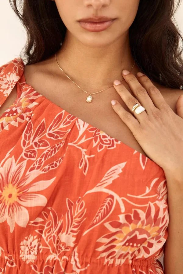 Hannah Pendant Necklace