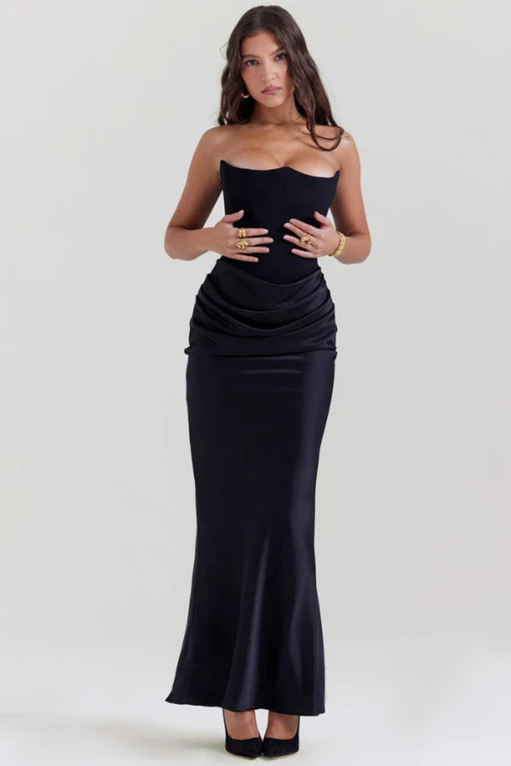 Full-length view of the Kouvr Fashion Sloane black bodycon maxi dress for formal events and black-tie occasions.
