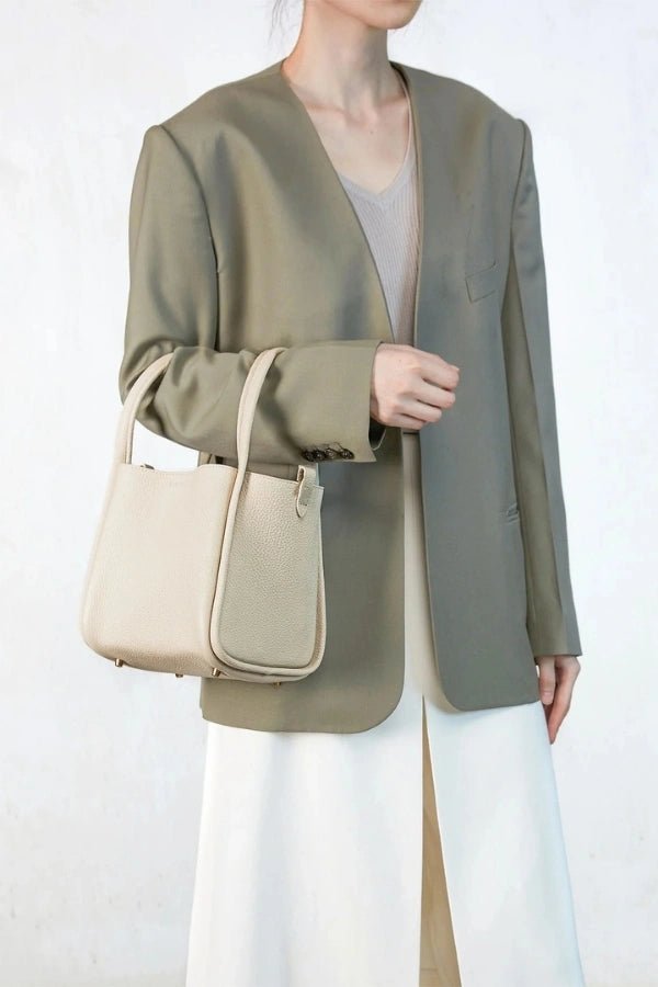 Minnie Medium Bucket Bag