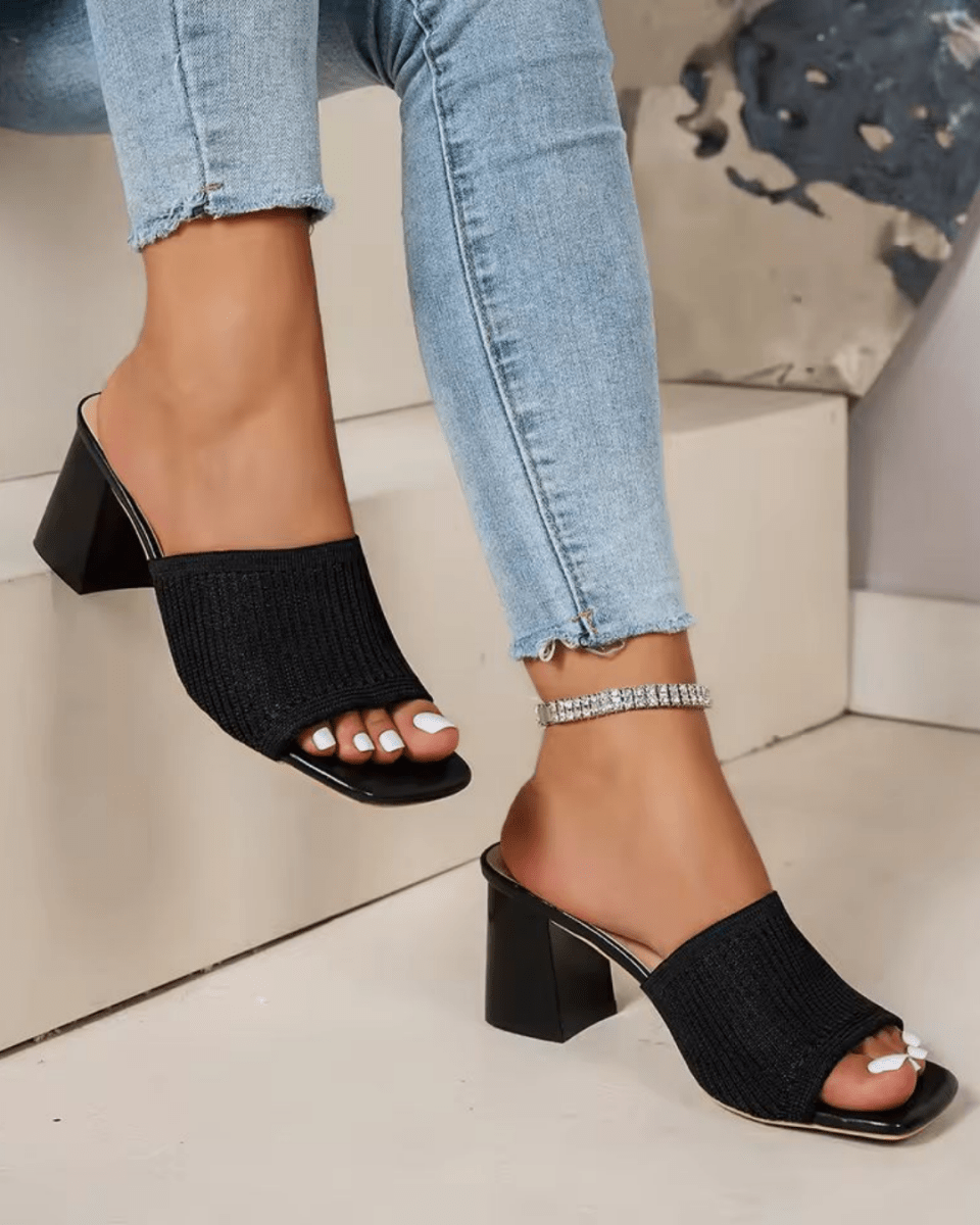 Women's Ribbed Knit Block Heel Mules Square Toe Slide Sandals Comfortable Mid Heel Slip-On Backless Dress Shoes Fenlo Form