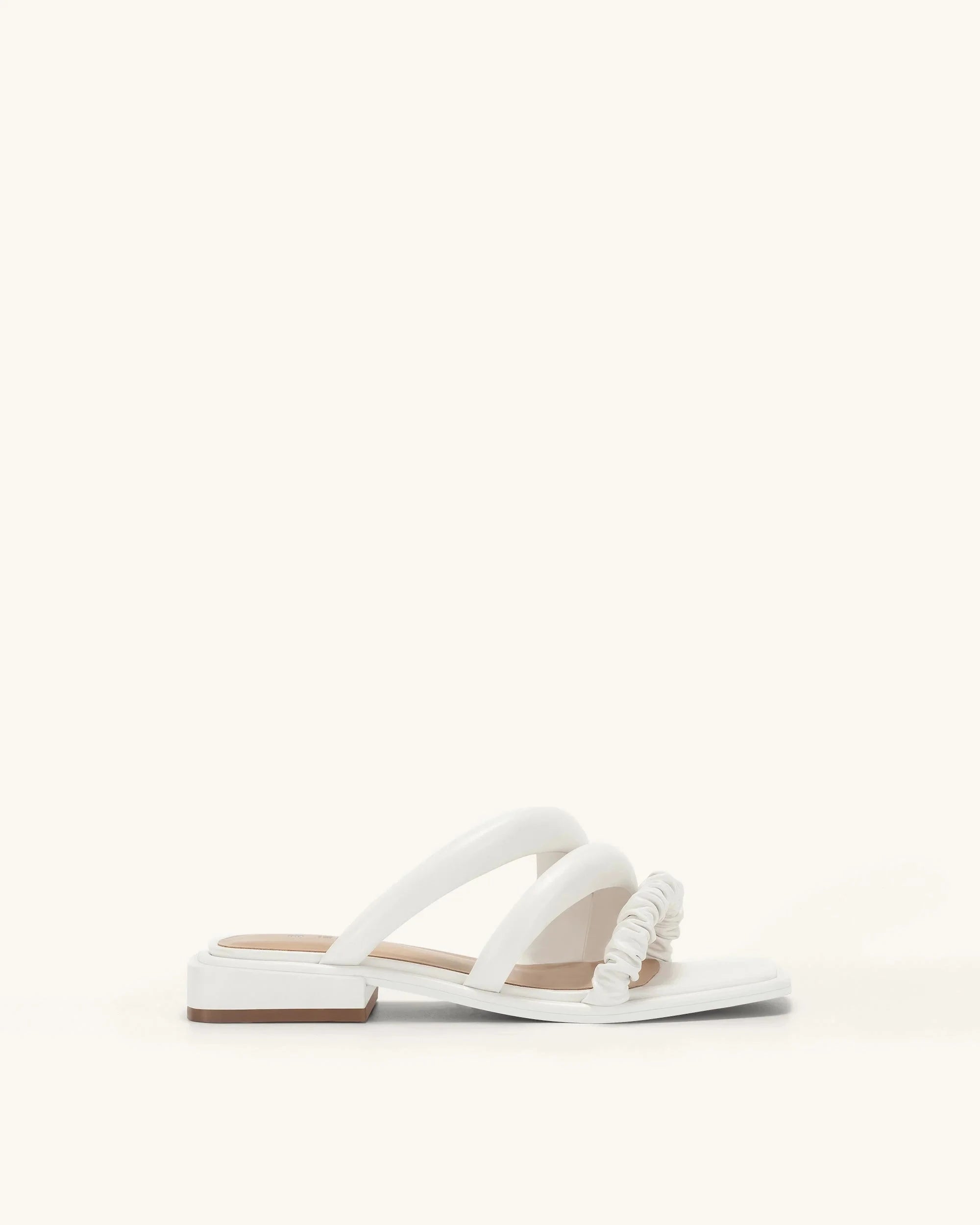 Evee Flats 