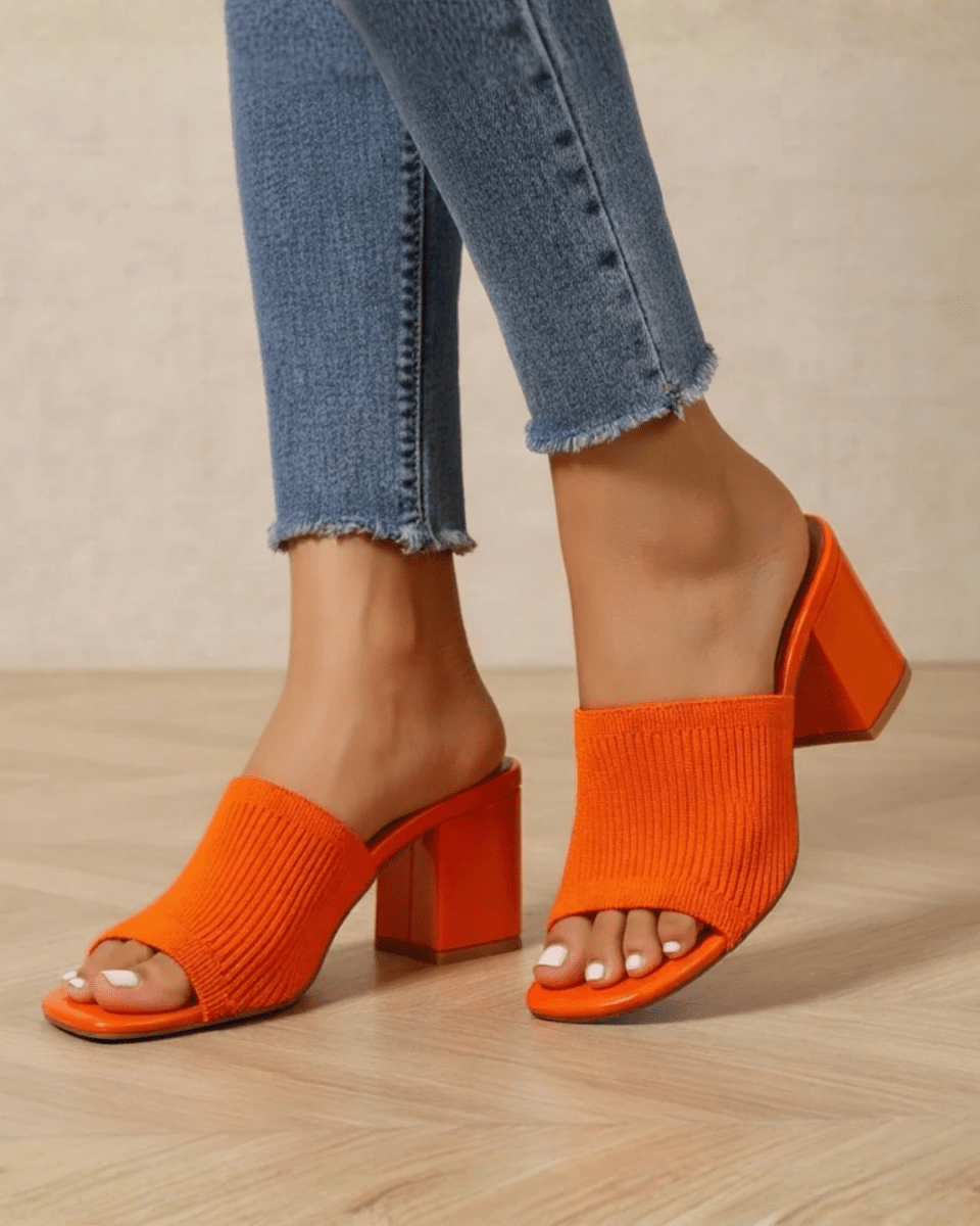Women's Ribbed Knit Block Heel Mules Square Toe Slide Sandals Comfortable Mid Heel Slip-On Backless Dress Shoes Fenlo Form
