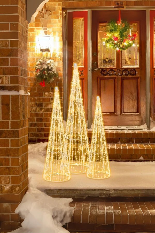 Fröhlicher goldener Glitzerkegel